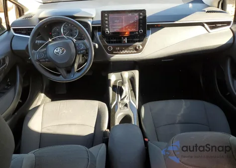 2022 Toyota Corolla Le z USA, uszkodzony, nr VIN JTDEPMAEXNJ218953